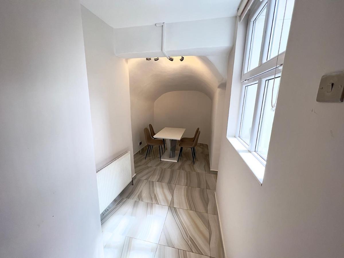 The Beverley Apartments London - Victoria Εξωτερικό φωτογραφία